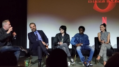 2020-01-11_-_Stranger_Things_Season_3_Q_and_A_mp40507.jpg