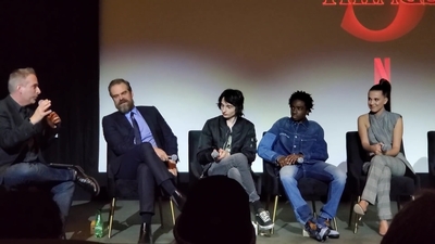 2020-01-11_-_Stranger_Things_Season_3_Q_and_A_mp40508.jpg