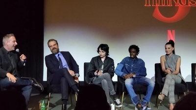 2020-01-11_-_Stranger_Things_Season_3_Q_and_A_mp40510.jpg
