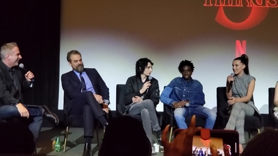 2020-01-11_-_Stranger_Things_Season_3_Q_and_A_mp40518.jpg