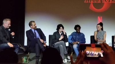2020-01-11_-_Stranger_Things_Season_3_Q_and_A_mp40524.jpg