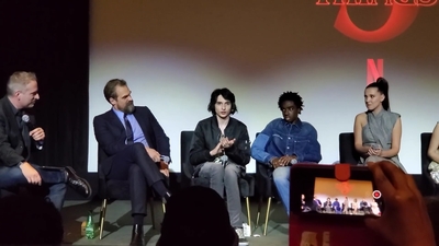 2020-01-11_-_Stranger_Things_Season_3_Q_and_A_mp40528.jpg