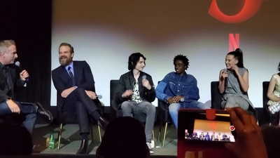 2020-01-11_-_Stranger_Things_Season_3_Q_and_A_mp40531.jpg