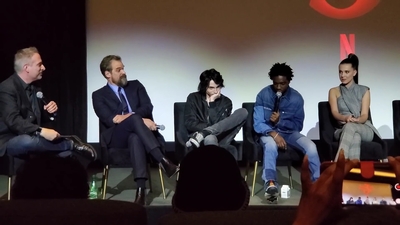 2020-01-11_-_Stranger_Things_Season_3_Q_and_A_mp40629.jpg