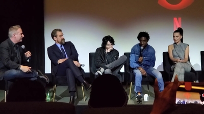 2020-01-11_-_Stranger_Things_Season_3_Q_and_A_mp40630.jpg