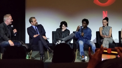 2020-01-11_-_Stranger_Things_Season_3_Q_and_A_mp40635.jpg