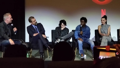 2020-01-11_-_Stranger_Things_Season_3_Q_and_A_mp40637.jpg