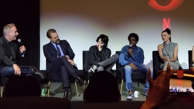 2020-01-11_-_Stranger_Things_Season_3_Q_and_A_mp40687.jpg