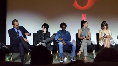 2020-01-11_-_Stranger_Things_Season_3_Q_and_A_mp40692.jpg