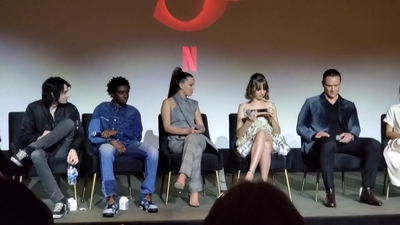 2020-01-11_-_Stranger_Things_Season_3_Q_and_A_mp40697.jpg