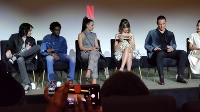 2020-01-11_-_Stranger_Things_Season_3_Q_and_A_mp40700.jpg