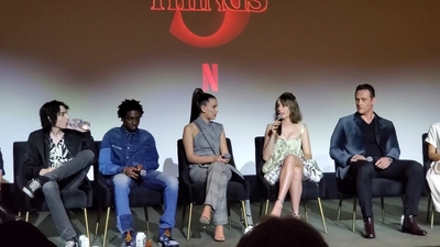 2020-01-11_-_Stranger_Things_Season_3_Q_and_A_mp40706.jpg