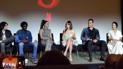 2020-01-11_-_Stranger_Things_Season_3_Q_and_A_mp40730.jpg
