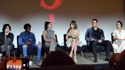 2020-01-11_-_Stranger_Things_Season_3_Q_and_A_mp40737.jpg