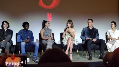 2020-01-11_-_Stranger_Things_Season_3_Q_and_A_mp40738.jpg