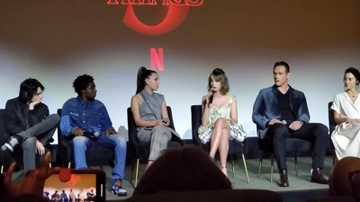 2020-01-11_-_Stranger_Things_Season_3_Q_and_A_mp40760.jpg