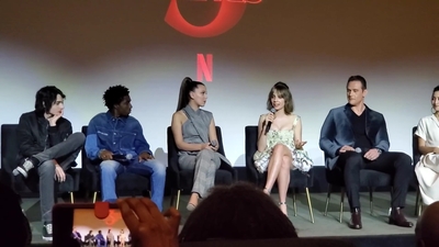 2020-01-11_-_Stranger_Things_Season_3_Q_and_A_mp40776.jpg