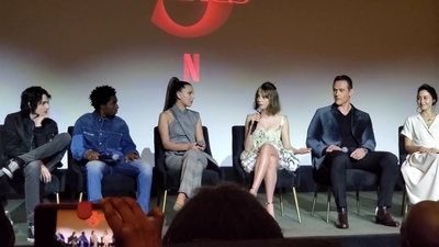 2020-01-11_-_Stranger_Things_Season_3_Q_and_A_mp40777.jpg