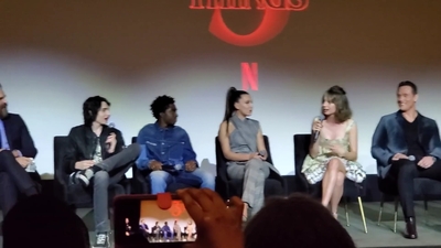 2020-01-11_-_Stranger_Things_Season_3_Q_and_A_mp40793.jpg
