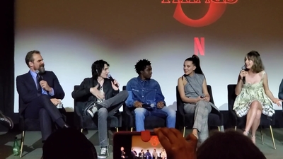 2020-01-11_-_Stranger_Things_Season_3_Q_and_A_mp40796.jpg