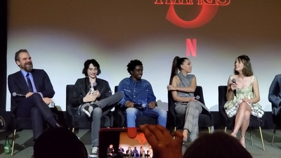 2020-01-11_-_Stranger_Things_Season_3_Q_and_A_mp40801.jpg