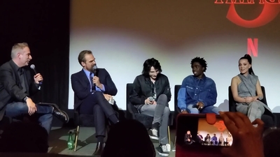 2020-01-11_-_Stranger_Things_Season_3_Q_and_A_mp40809.jpg
