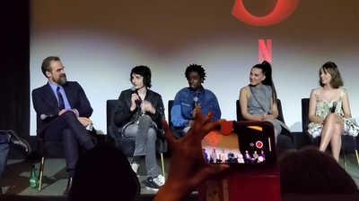 2020-01-11_-_Stranger_Things_Season_3_Q_and_A_mp40830.jpg