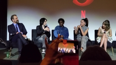 2020-01-11_-_Stranger_Things_Season_3_Q_and_A_mp40844.jpg