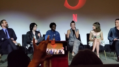 2020-01-11_-_Stranger_Things_Season_3_Q_and_A_mp40862.jpg