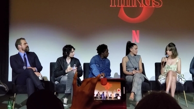 2020-01-11_-_Stranger_Things_Season_3_Q_and_A_mp40900.jpg