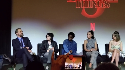 2020-01-11_-_Stranger_Things_Season_3_Q_and_A_mp40904.jpg