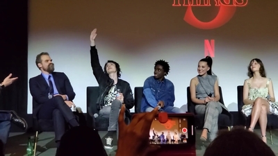 2020-01-11_-_Stranger_Things_Season_3_Q_and_A_mp40908.jpg