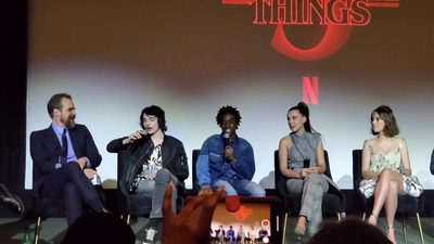 2020-01-11_-_Stranger_Things_Season_3_Q_and_A_mp40915.jpg