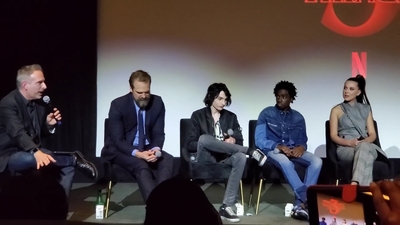 2020-01-11_-_Stranger_Things_Season_3_Q_and_A_mp41074.jpg