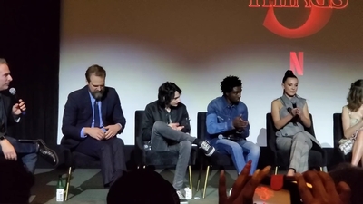 2020-01-11_-_Stranger_Things_Season_3_Q_and_A_mp41077.jpg