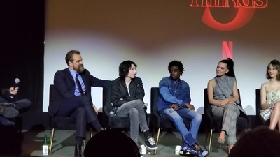 2020-01-11_-_Stranger_Things_Season_3_Q_and_A_mp41224.jpg