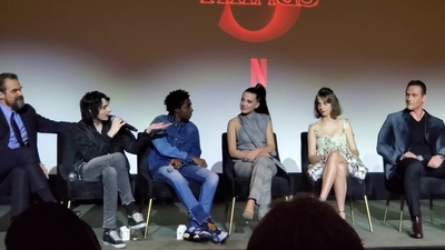 2020-01-11_-_Stranger_Things_Season_3_Q_and_A_mp41231.jpg