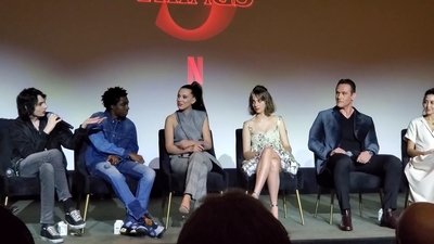 2020-01-11_-_Stranger_Things_Season_3_Q_and_A_mp41233.jpg