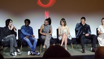 2020-01-11_-_Stranger_Things_Season_3_Q_and_A_mp41239.jpg