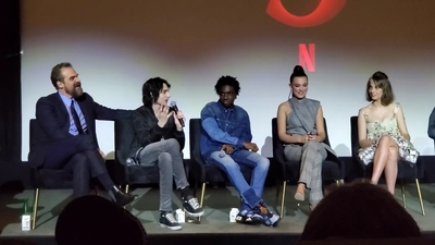 2020-01-11_-_Stranger_Things_Season_3_Q_and_A_mp41242.jpg