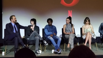 2020-01-11_-_Stranger_Things_Season_3_Q_and_A_mp41257.jpg