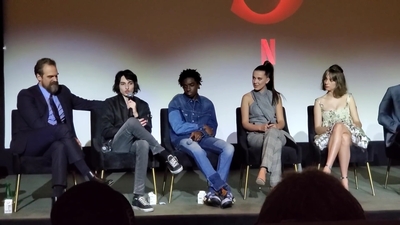 2020-01-11_-_Stranger_Things_Season_3_Q_and_A_mp41259.jpg