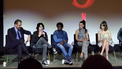 2020-01-11_-_Stranger_Things_Season_3_Q_and_A_mp41265.jpg