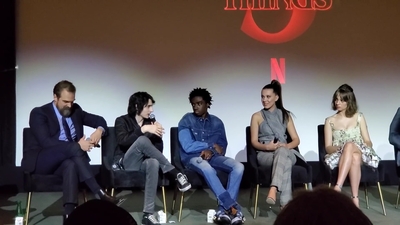 2020-01-11_-_Stranger_Things_Season_3_Q_and_A_mp41274.jpg
