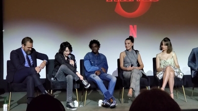 2020-01-11_-_Stranger_Things_Season_3_Q_and_A_mp41283.jpg