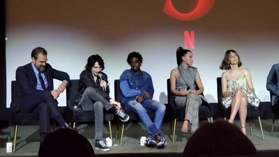 2020-01-11_-_Stranger_Things_Season_3_Q_and_A_mp41284.jpg