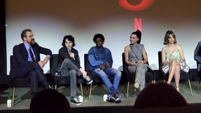2020-01-11_-_Stranger_Things_Season_3_Q_and_A_mp41288.jpg