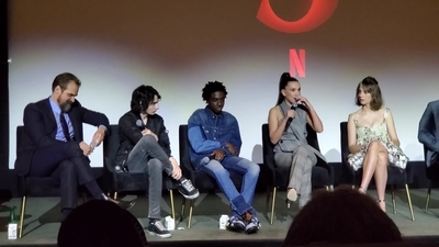 2020-01-11_-_Stranger_Things_Season_3_Q_and_A_mp41293.jpg