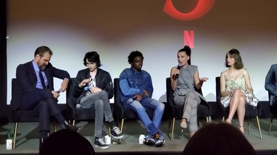 2020-01-11_-_Stranger_Things_Season_3_Q_and_A_mp41315.jpg