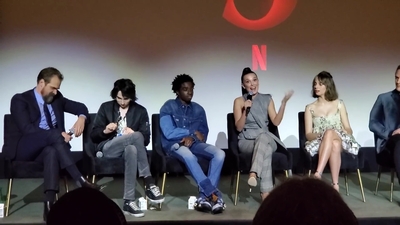 2020-01-11_-_Stranger_Things_Season_3_Q_and_A_mp41320.jpg